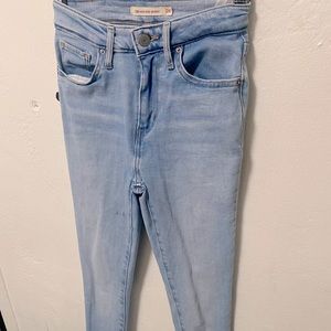 High rise skinny Levi’s